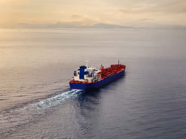 carbon markets in commodity shipping-01 commodity shipping and carbon markets