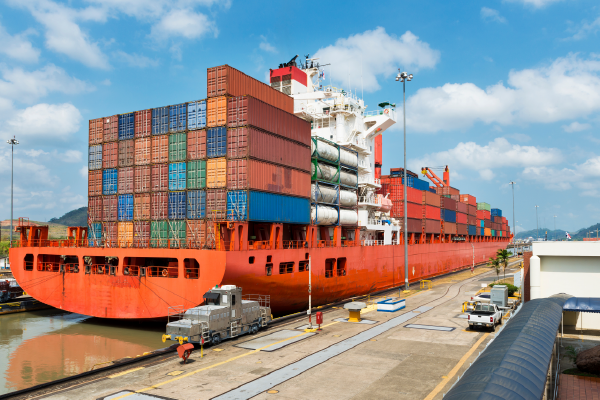 Mitigating shipping disruption with a CTRM