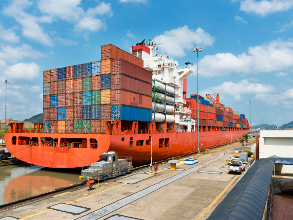 shipping disruption Mitigating shipping disruption with a CTRM